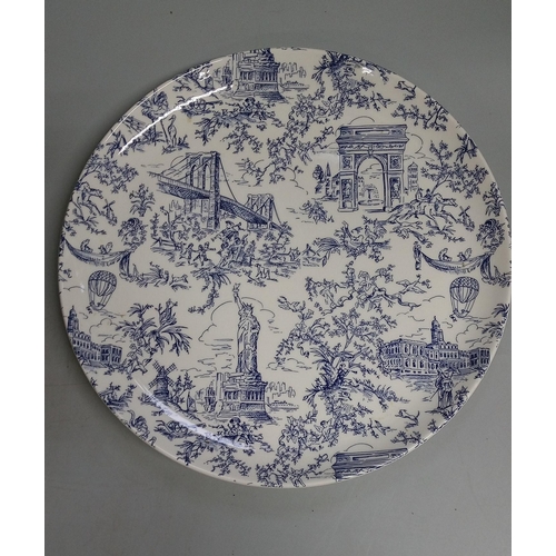 650 - A New York Toilet Plate designed by Tiffany and Co dated 1994. 32cm D.