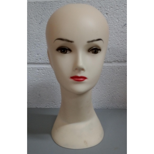 662 - A Female Mannequin Head Bust 35cm H.