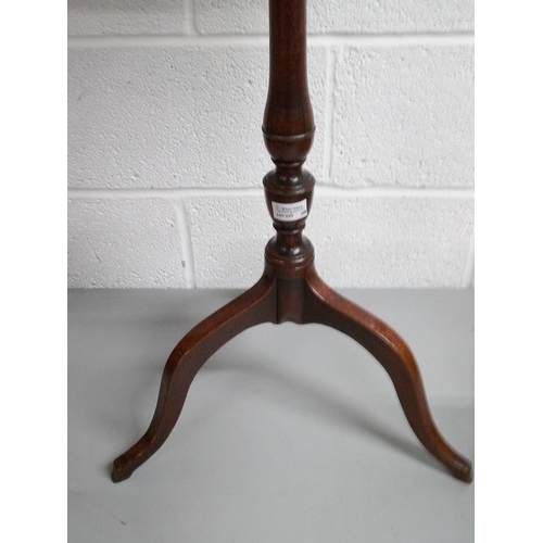 663 - A Small Lamp Table on Tripod Legs. 72cm H x 38cm x 38cm.