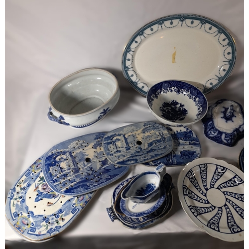 193 - A MIXED GROUP OF BLUE AND WHITE CHINA WARES, mostly English 19th Century, the lot includes an 18th c... 