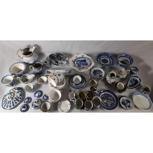 211 - A MIXED GROUP OF ENGLISH AND CONTINENTAL BLUE AND WHITE CHINA WARES, 18TH & 19TH CENTURY, including ... 