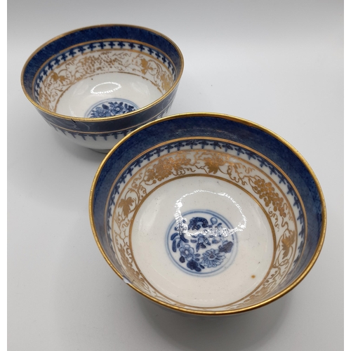 211 - A MIXED GROUP OF ENGLISH AND CONTINENTAL BLUE AND WHITE CHINA WARES, 18TH & 19TH CENTURY, including ... 