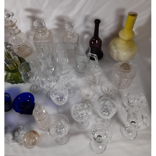 220 - A MIXED GROUP OF VINTAGE GLASS WARE, the lot includes four decanters,  satin glass gourd vase and a ... 