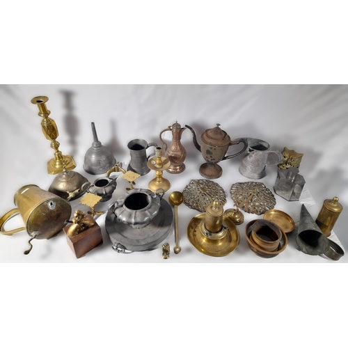 226 - A MIXED GROUP OF 19TH CENTURY BRASS, COPPER AND PEWTER WARES, the lot includes brass candlesticks, a... 