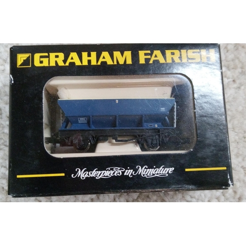 1257 - A Graham Farish N Gauge Class 33 Sea King, Hopper.