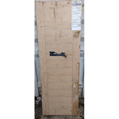 235 - 5 Groove Oak Veneer Door 2' 3