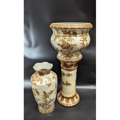 492 - A Chinese Vase and Planter.