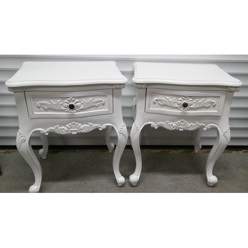 767 - A Pair of White 1 Drawer Bedside Tables.