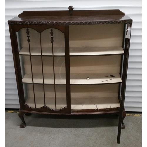 799 - An Antique Bow Fronted Display Cabinet on Ball and Claw Feet. Lock needs refitting but present with ... 