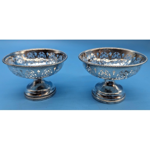 442 - 2 Silver Bon Bon Pin Dishes.