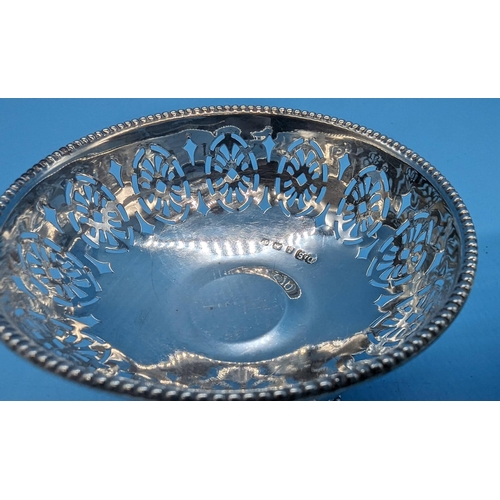 442 - 2 Silver Bon Bon Pin Dishes.