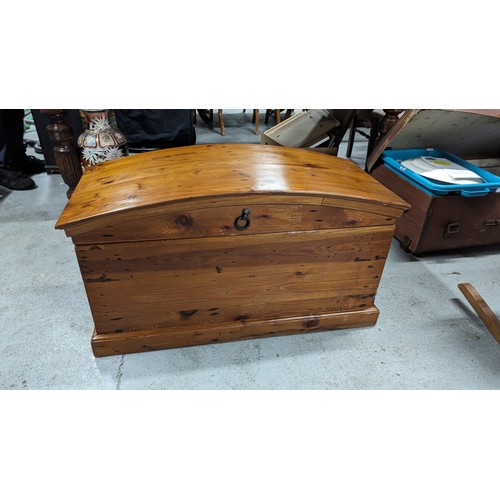 698 - A Pine Domed Lidded Blanket Box/Ottoman Trunk. 95 x 46 x 56cm.