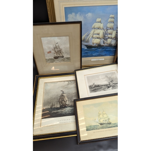 559 - A Quantity of Mostly Naval Themed Pictures and Engravings