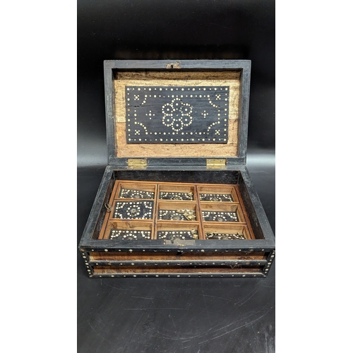 552 - An Antique Porcupine Quill Box