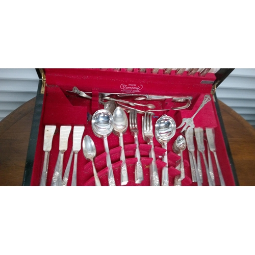 906 - Silver Plate Canteen of Cutlery in Wooden Case.