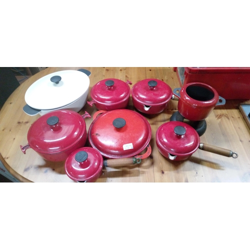 1054 - A Selection of Le Creuset Red Cookware, 3 Casserole Pans, 3 Sauce Pans, Pan and Unbranded White Cast... 