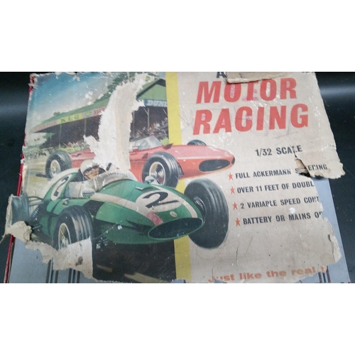 1270 - A Vintage Airfix Motor Racing Game.