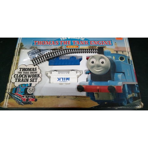 Hornby thomas the tank engine best sale train set