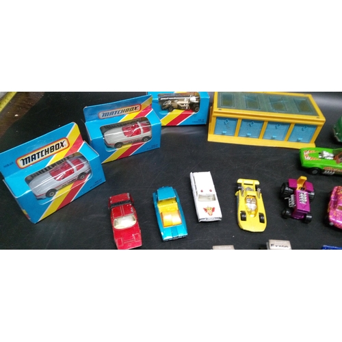 1335 - An Assortment of Vintage Boxed and Unboxed Matchbox Superfast Diecast Metal Toy Cars.