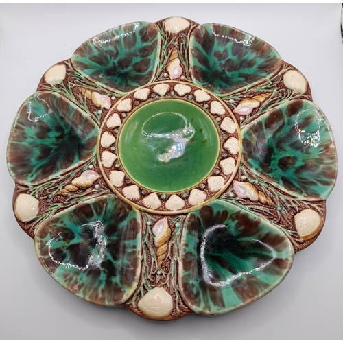 258 - A Selection of Items including plates, platters and jugs. All featuring green patterning or colour.