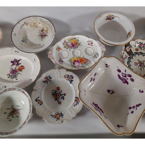 272 - A Selection of Bowls and Platters.