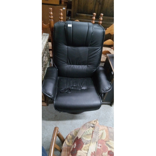 68B - A Black Massage Chair (no power supply)