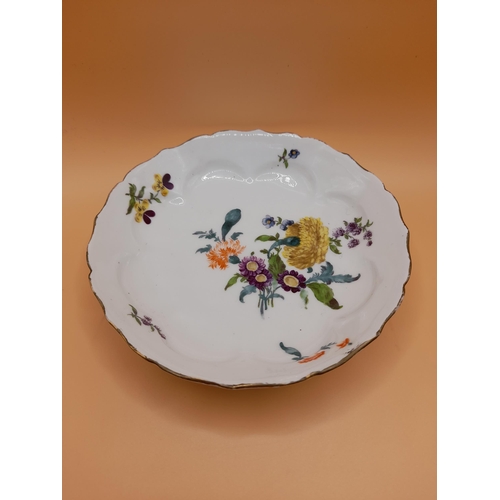 12 - A Quartet of Small Meissen Plates, mid 18th Century. No Visible Chips or Cracks. One Matching Pair a... 