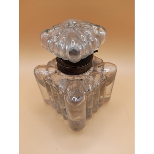 53 - A Set of 3 Victorian Travelling Inkwells and a Decorative Crystal Inkwell. No Chips.