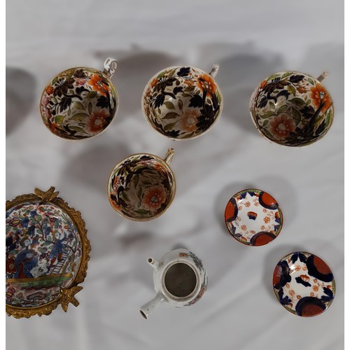 54 - A Collection of Oriental Chinaware including Cups, Small Plates and Much More.

Some items are damag... 