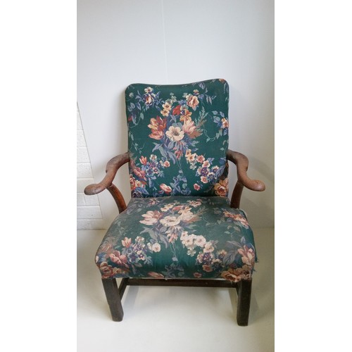 746 - An Antique Georgian library Chair