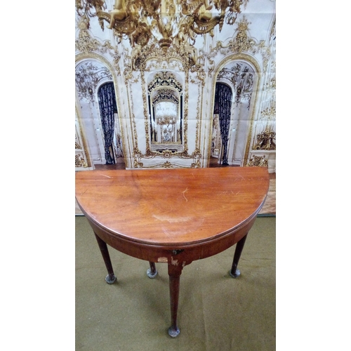 401 - Georgian Tea Table with Mahogany inlay.
Some damage as pictured.
74cm high 78cm wide 40cm deep when ... 