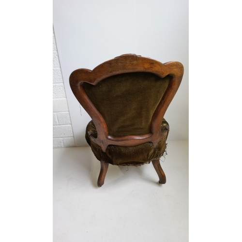 767 - Antique Button Backed Bedroom Chair With Green
Upholstered Seat And Back