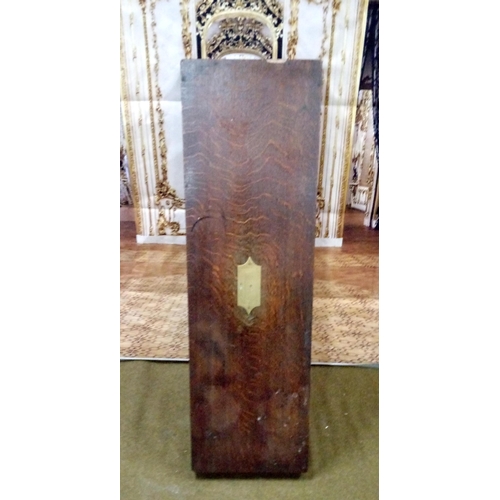 416 - Mahogany Gun Case with Brass Plaque.
Some knocks and wear as pictured.
The inside of the case has fe... 