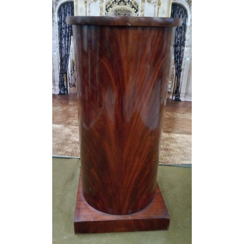 426 - Victorian Cylinder Cupboard, Slight veneer damage as pictured.
81cm high,40cm x 40cm