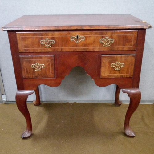 432 - A 19th Century Queen Anne Style Lowboy on cabriole legs with Pad feet.
Damage as pictured.
74cm high... 