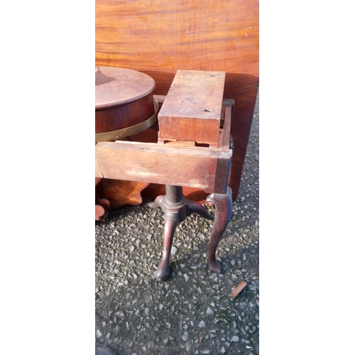 1300 - A Large Quantity Of Furniture Parts Including Table Tops,Table Bases,Chairs Spindles And More