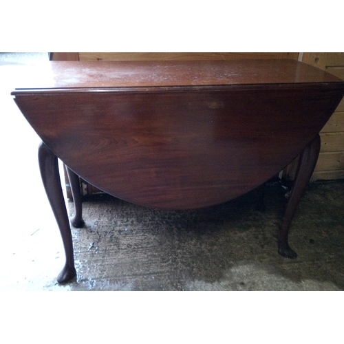 960 - Antique Round Drop Leaf Table with 4 x Scroll Splayed Legs and Feet 71cm x 103cm x 37cm Closed, 122c... 