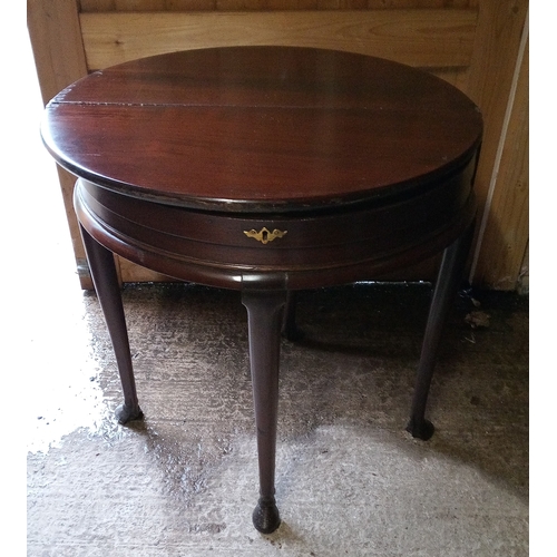 964 - Mahogany Antique Drum Table with Pad Feet and Brass Detailed Lock.  73cm x 76cm x 35cm Closed, 76cm ... 