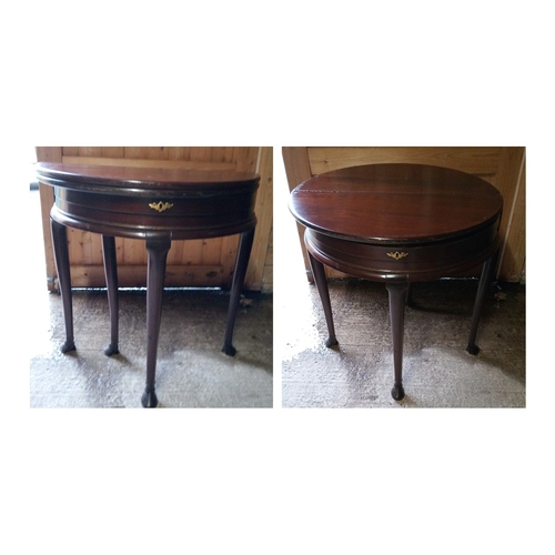 964 - Mahogany Antique Drum Table with Pad Feet and Brass Detailed Lock.  73cm x 76cm x 35cm Closed, 76cm ... 