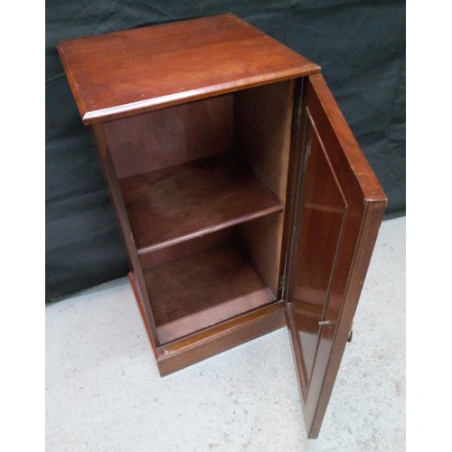 470 - Victorian Pot Cupboard. 77cm H x 48cm W x 38cm D.