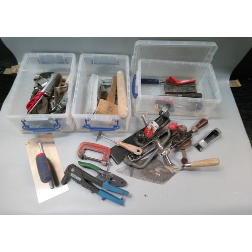 1589 - Selection of Mixed hand tools including screwdrivers, plains, trowels, rasps and much more