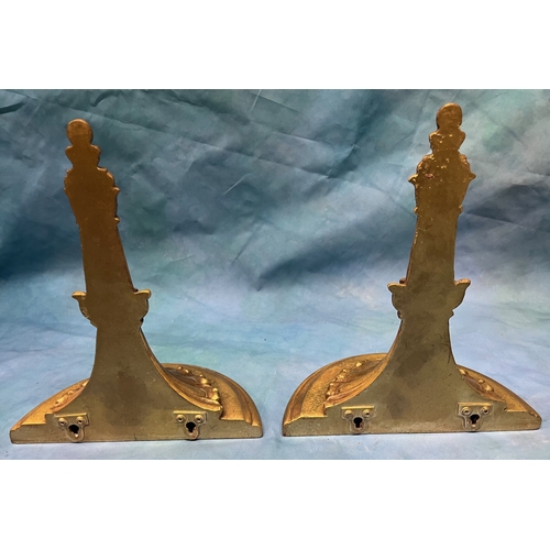 532 - 2x Gold coloured wall sconces - plaster