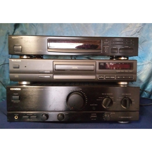 873 - Kenwood Tuner and Amplifier, with Technics CD player - Models in order: KT-1050L (tuner), KA3020 (Am... 