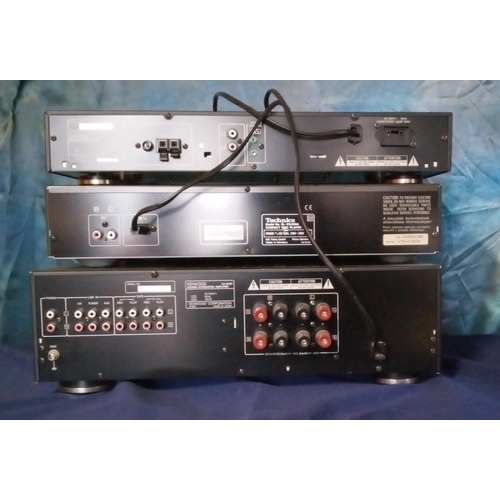 873 - Kenwood Tuner and Amplifier, with Technics CD player - Models in order: KT-1050L (tuner), KA3020 (Am... 