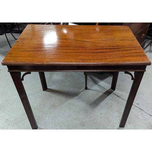 348 - A Mahogany Table 86 x 55 x 74cm