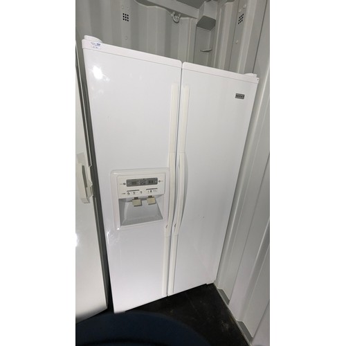 801 - An Admiral American Double Door Fridge Freezer with Cold Water and Ice Dispenser 176cm H x 90cm w x ... 