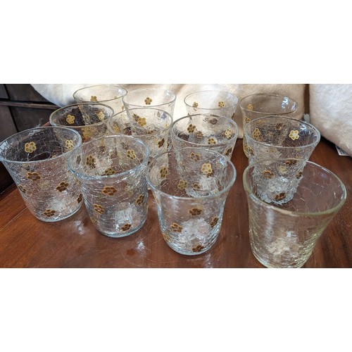 296 - Vintage Italian crackle water glasses with flower decoration - x11 and 1 without flowers