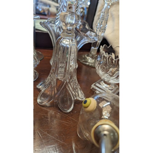 315 - A selection of antique and vintage crystal and glass items including: Vase, basket, apple, wine pour... 