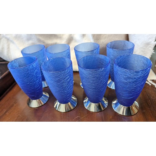 278 - 8x Nick Munroe 8oz Blue crackle water glasses with pewter bases - Made in England