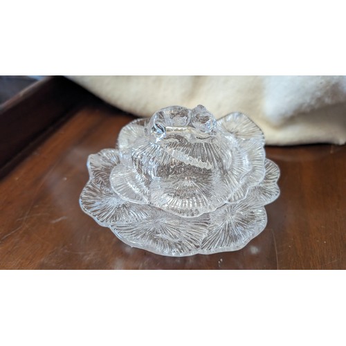 367 - Antique Valleysthal Cabbage candy boxes in moulded crystal x8 with mice decorative top (1x broken ed... 